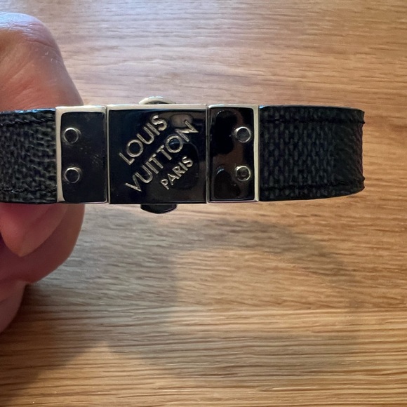 LOUIS VUITTON BRACELET - Picture 2 of 9